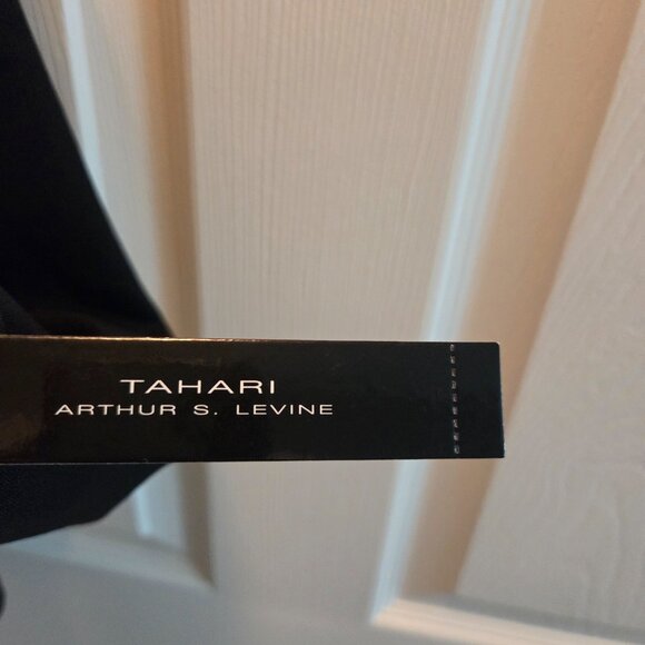 Tahari Arthur Levine NWT size 14 pant suit B&W white - Picture 3 of 8